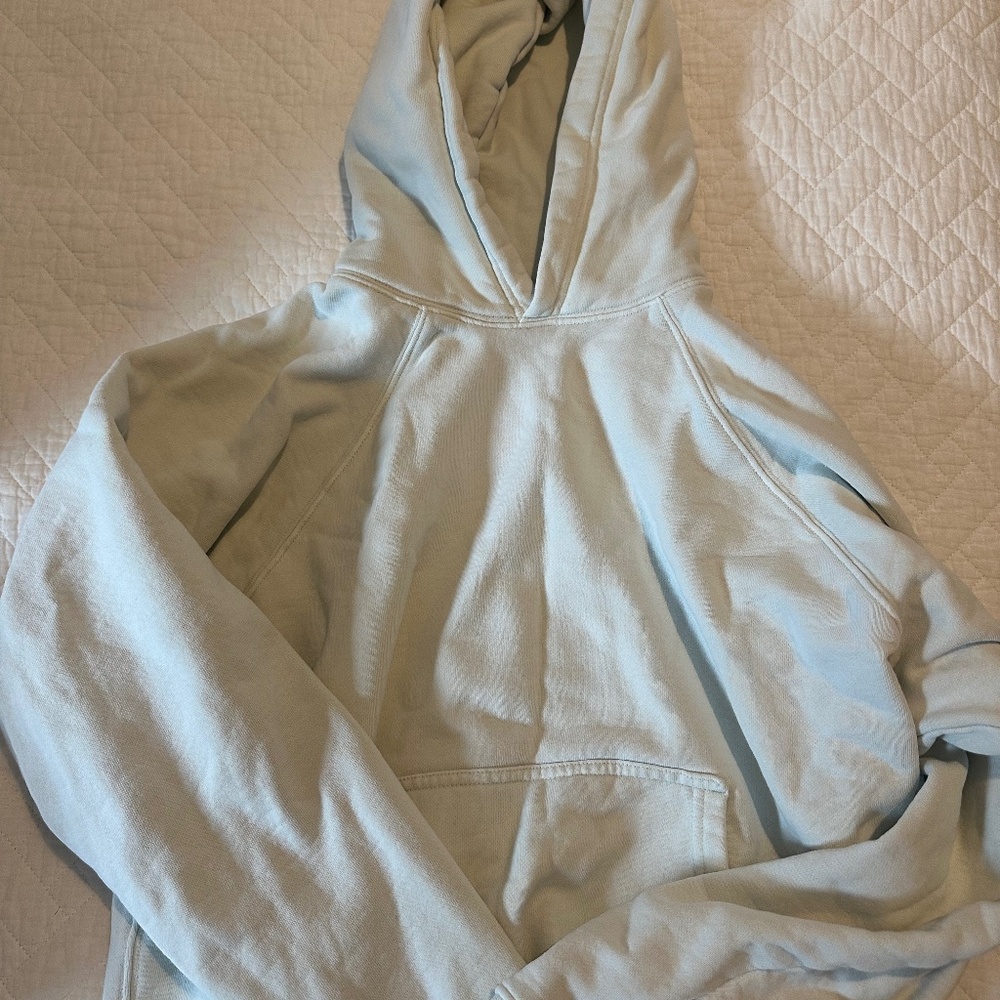 Greenish/White Aritiza TNA Hoodie XS